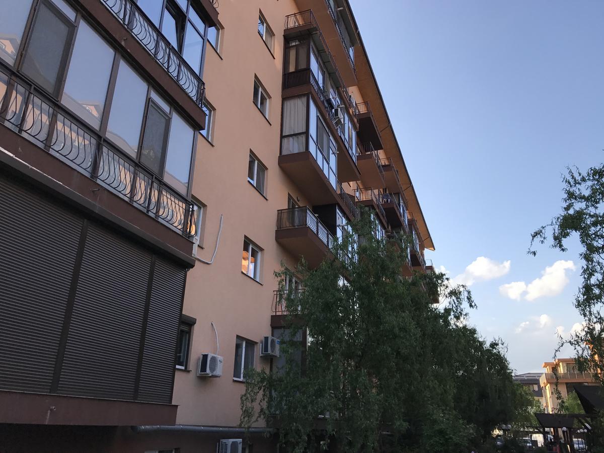 Apartment Militari *